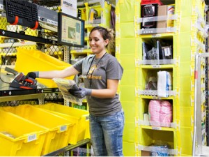 Amazon 15000 robots Kiva