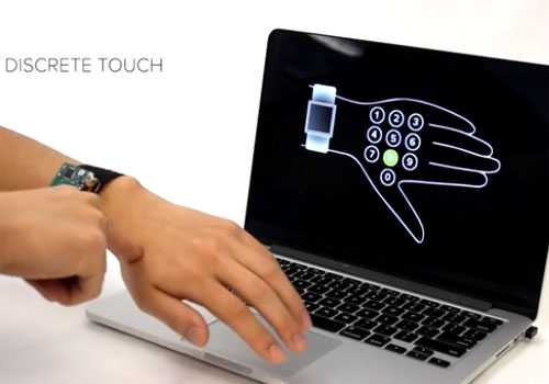 Smartwatch peau se transforme en écran tactile