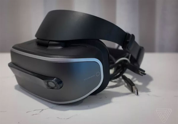 Lenovo le premier casque VR compatible Windows Holographic