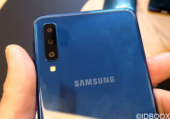 Samsung Galaxy A7 2018 triple capteur photo