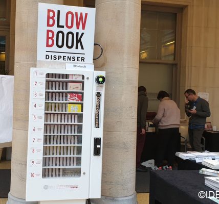 BlowBook distributeur automatique de livres