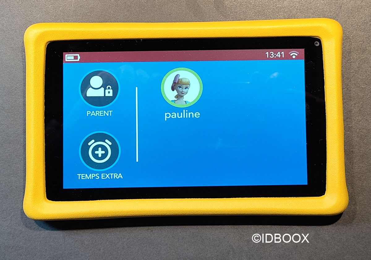 On a testé la tablette pour enfants Kids Tablet de Disney et Pebble pour  lire et jouer ! - IDBOOX