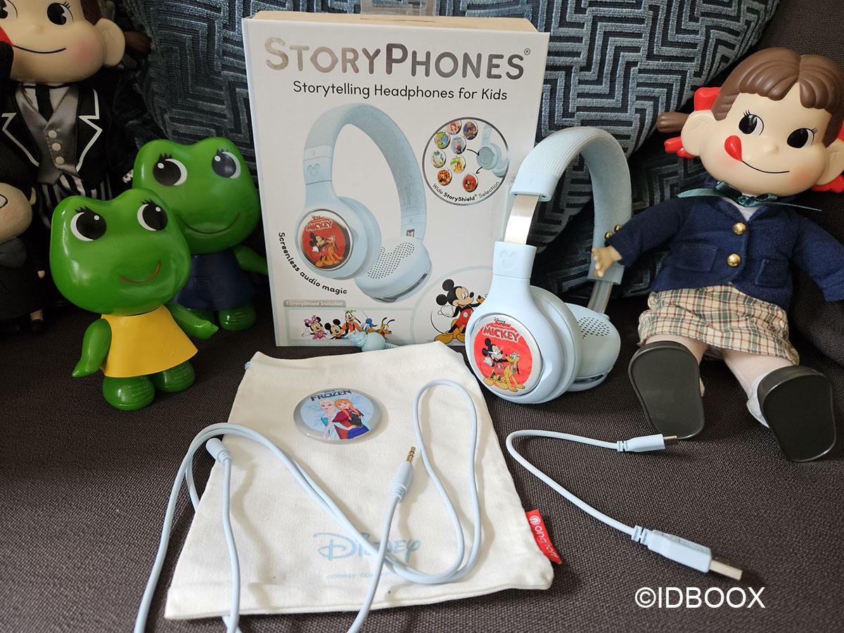 StoryPhones la conteuse d'histoires dans un casque