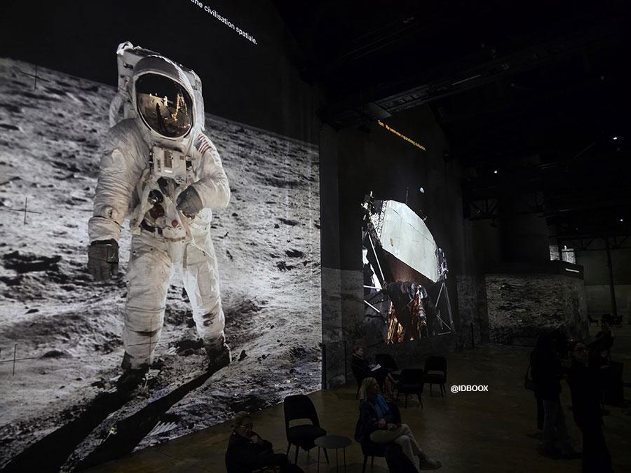 Destination Lune avec Tom Hanks à L'Atelier des Lumières